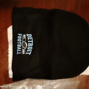 Black Knit Hat